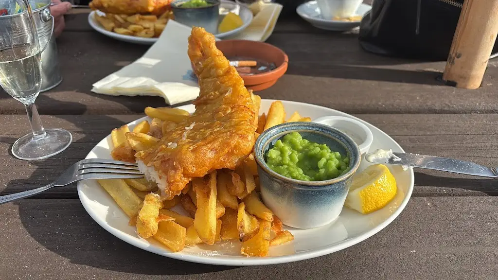 Julie Burton_The Victorian Slipway_Tywyn_review