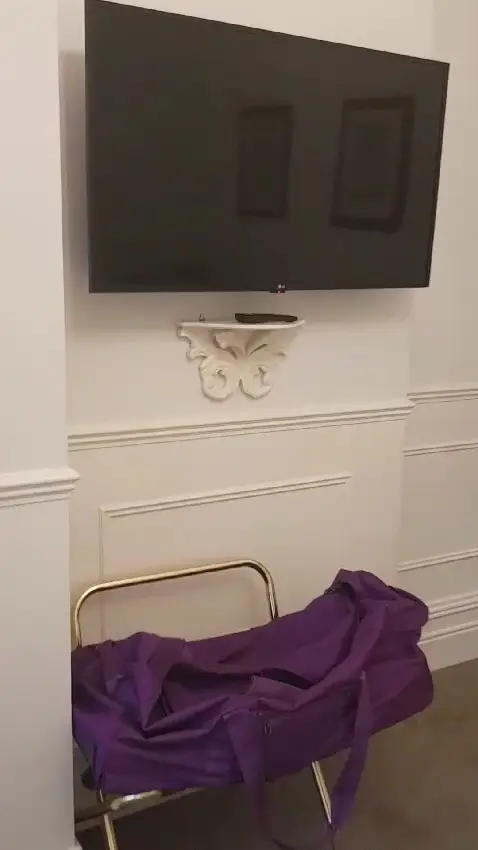 Blueberry Hotel restaurant in Ynysybwl