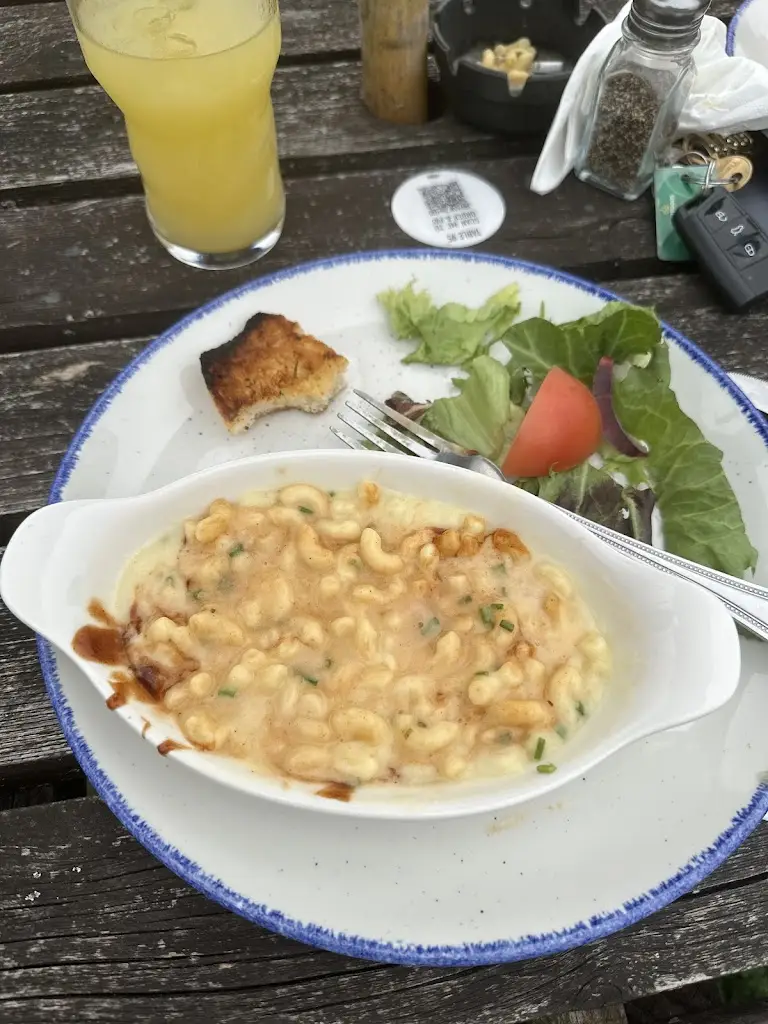 Codie Claypole_Clock Works_Ystalyfera_review