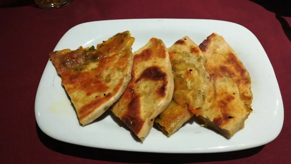 Menu_Mouchak_Tonyrefail_image_2