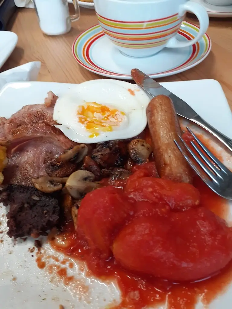 Julie Jenkins_Truly Scrumptious_Tonyrefail_review