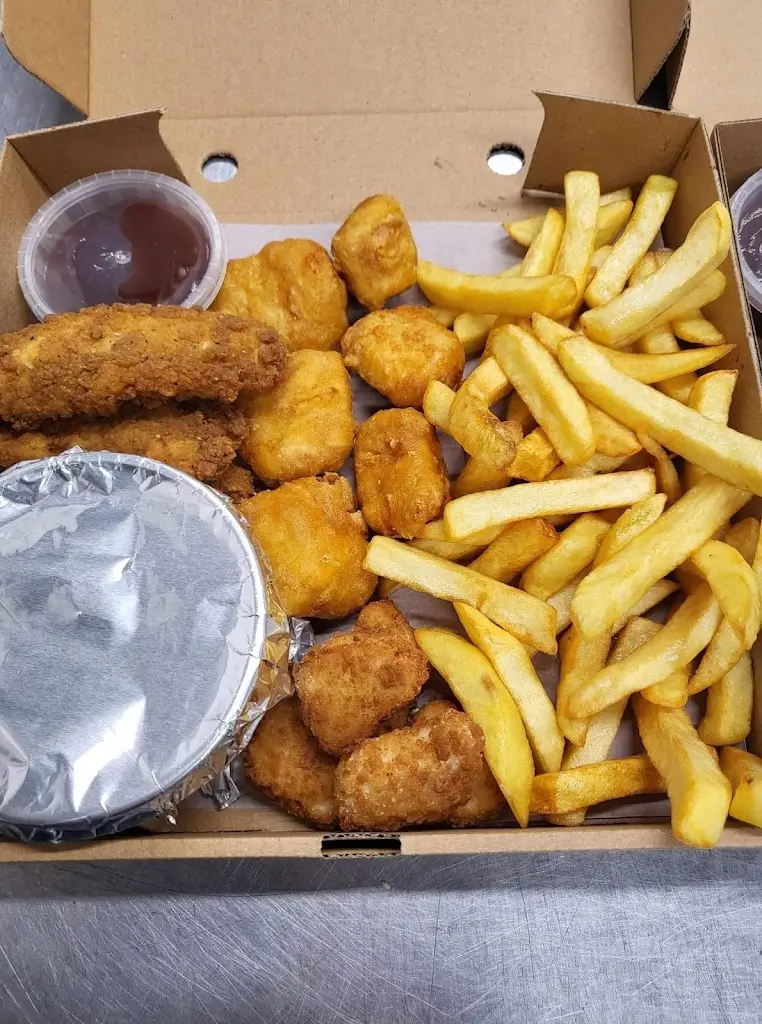 Menu_BURGERS AND DREAMS_Tonyrefail_image_2