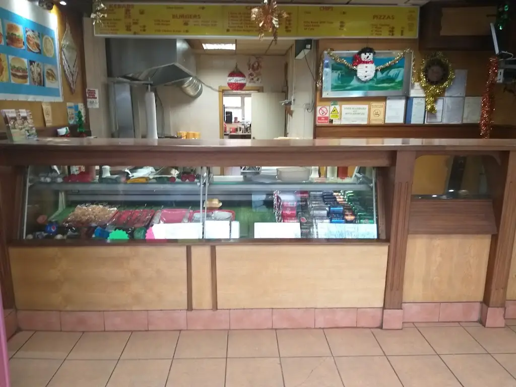 OSCARS GRILL restaurant in Tonyrefail