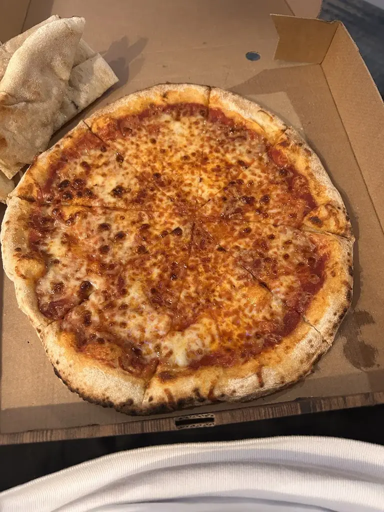 Kelly Wagstaff_Cowpots Pizzeria_Whitland_recensione