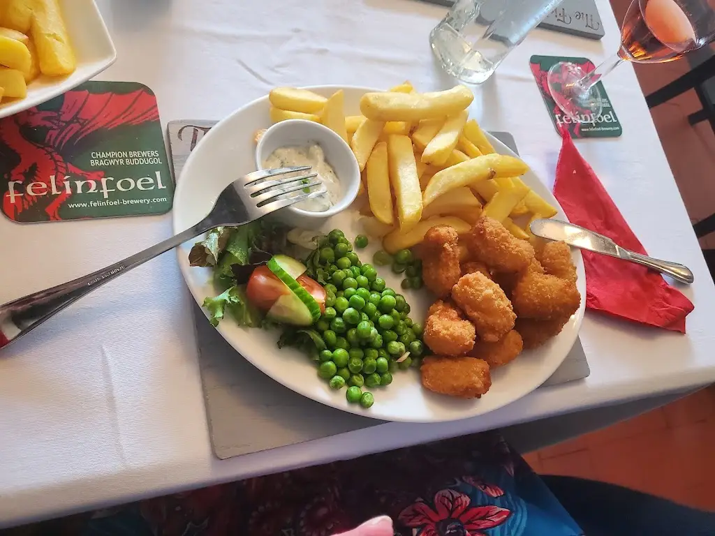 Fishers Arms_Whitland_slider_image_2