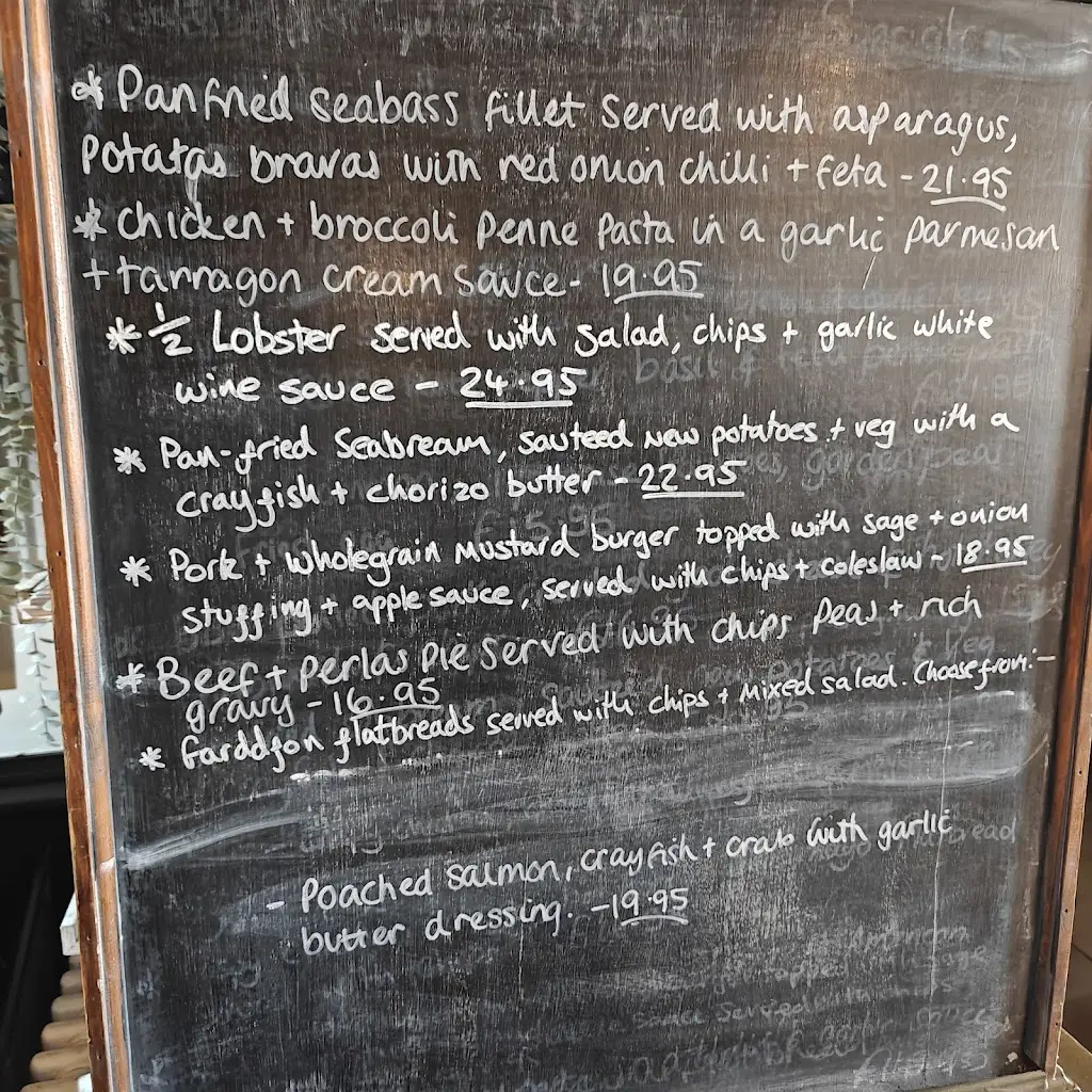 Menu_Garddfon Inn_Y Felinheli_image_2