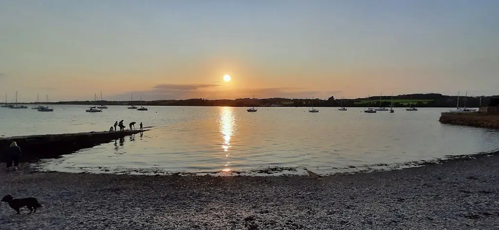 D'Arcy Nichol_Garddfon Inn_Y Felinheli_review