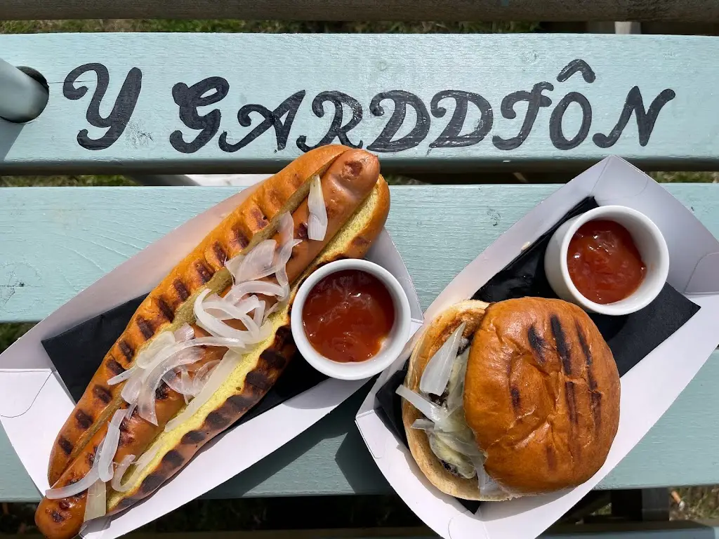 Garddfon Inn_Y Felinheli_slider_image_2