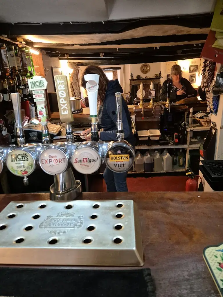 Charlotte PARIS_The Turks Head_Alston_review