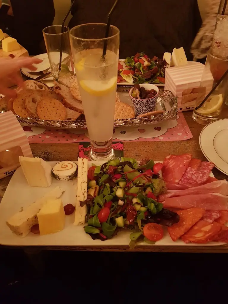 Menu_The Mad Platter_Usk_image_4