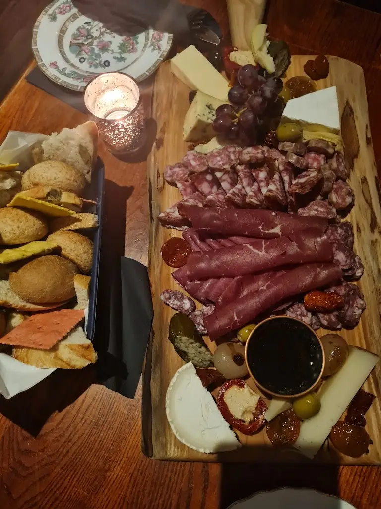 Menu_The Mad Platter_Usk_image_5