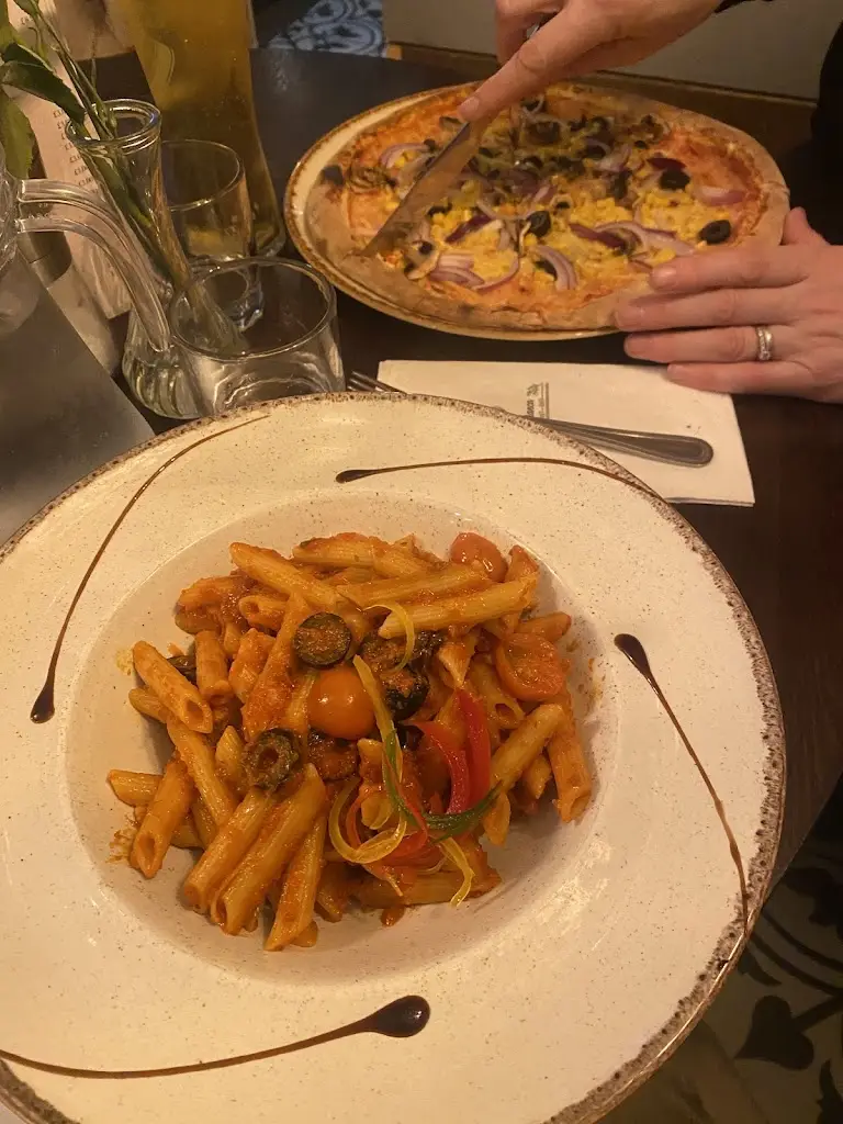 Menu_Casa Bianca_Usk_image_3