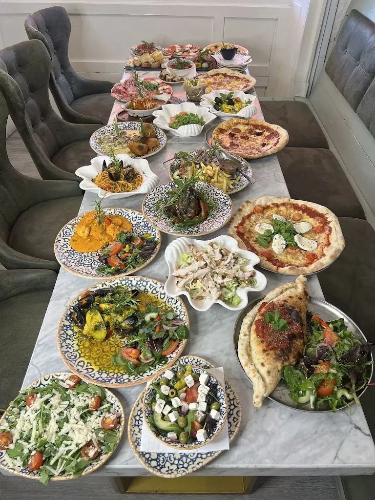 Menu_Casa Bianca_Usk_image_6