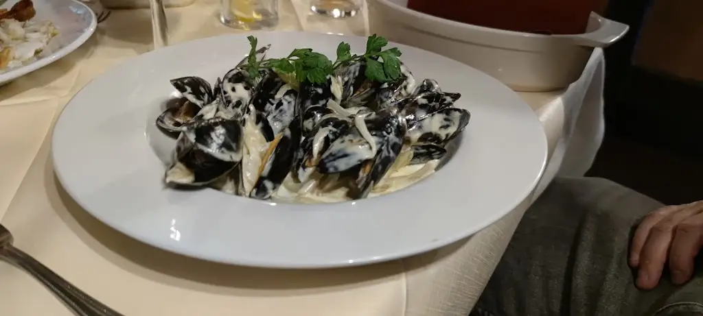 Menu_The Hall Inn Pub & Restaurant_Usk_image_8