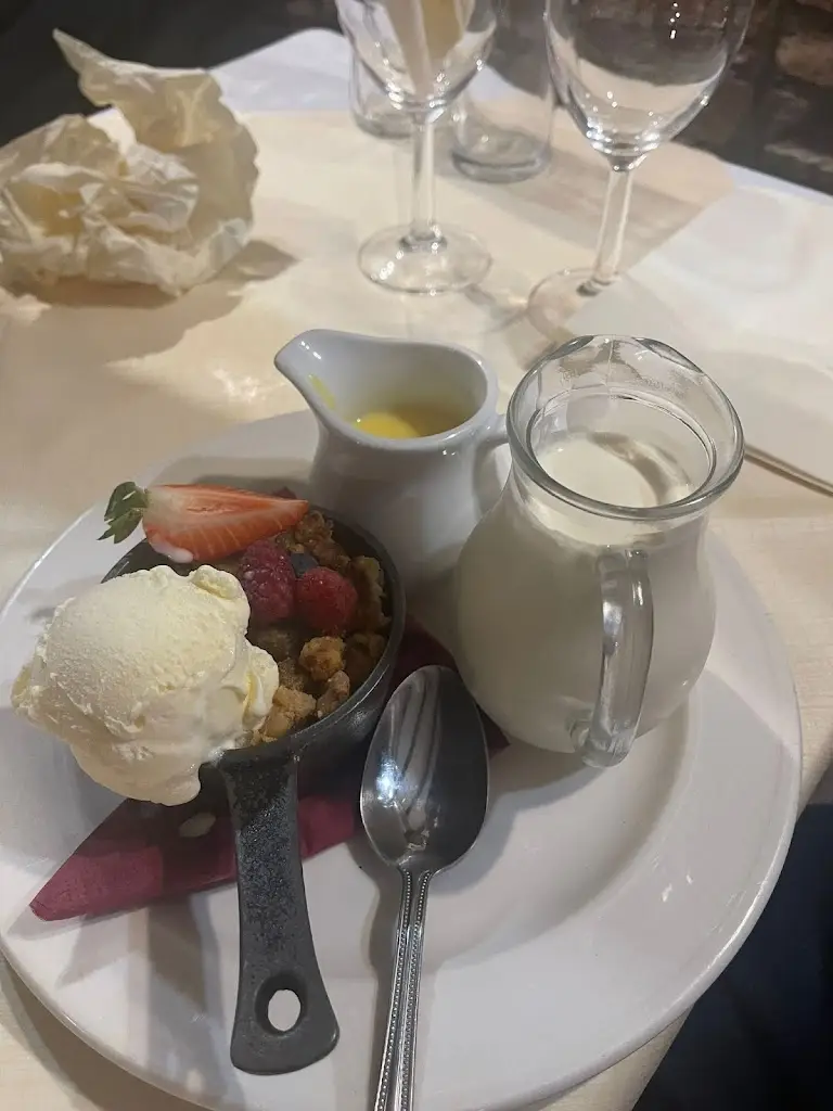 The Hall Inn Pub & Restaurant_Usk_slider_image_3