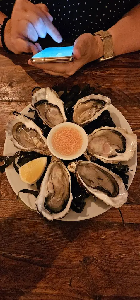 Robert Parfitt_The Black Bear Inn_Usk_review