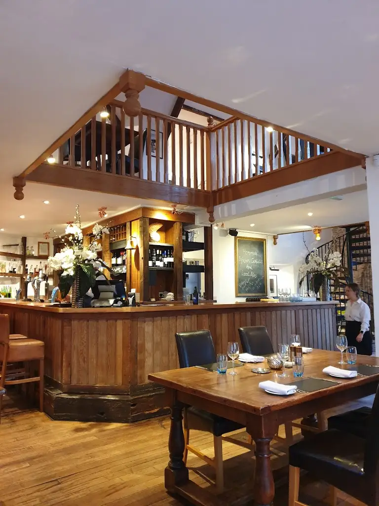 Newbridge on Usk_Usk_slider_image_1