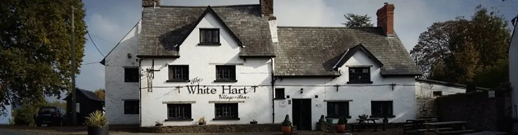 White Hart Village Inn Llangybi_Usk_slider_image_3