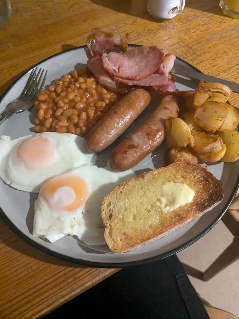 Emily Skye_Craft Renaissance Kitchen_Usk_review