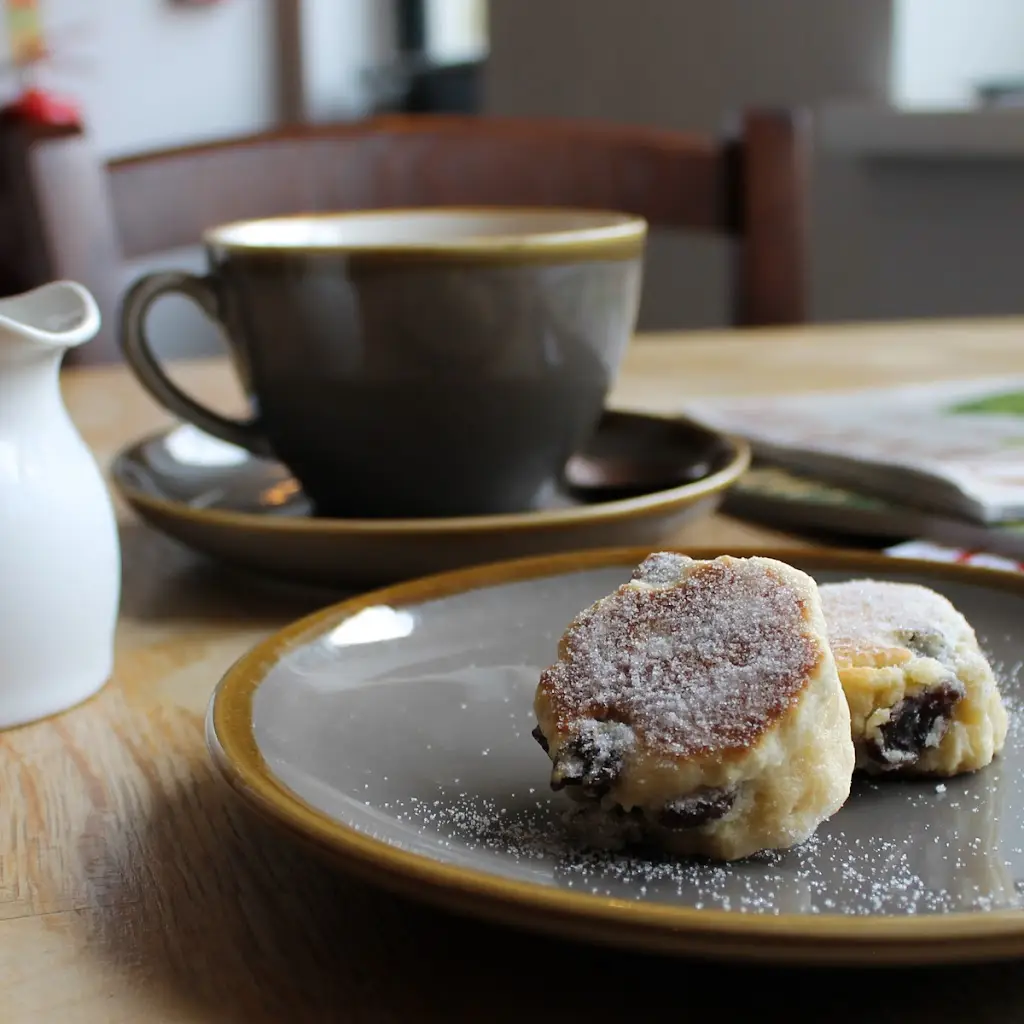 The Lodge by Cefn Tilla_Usk_slider_image_3
