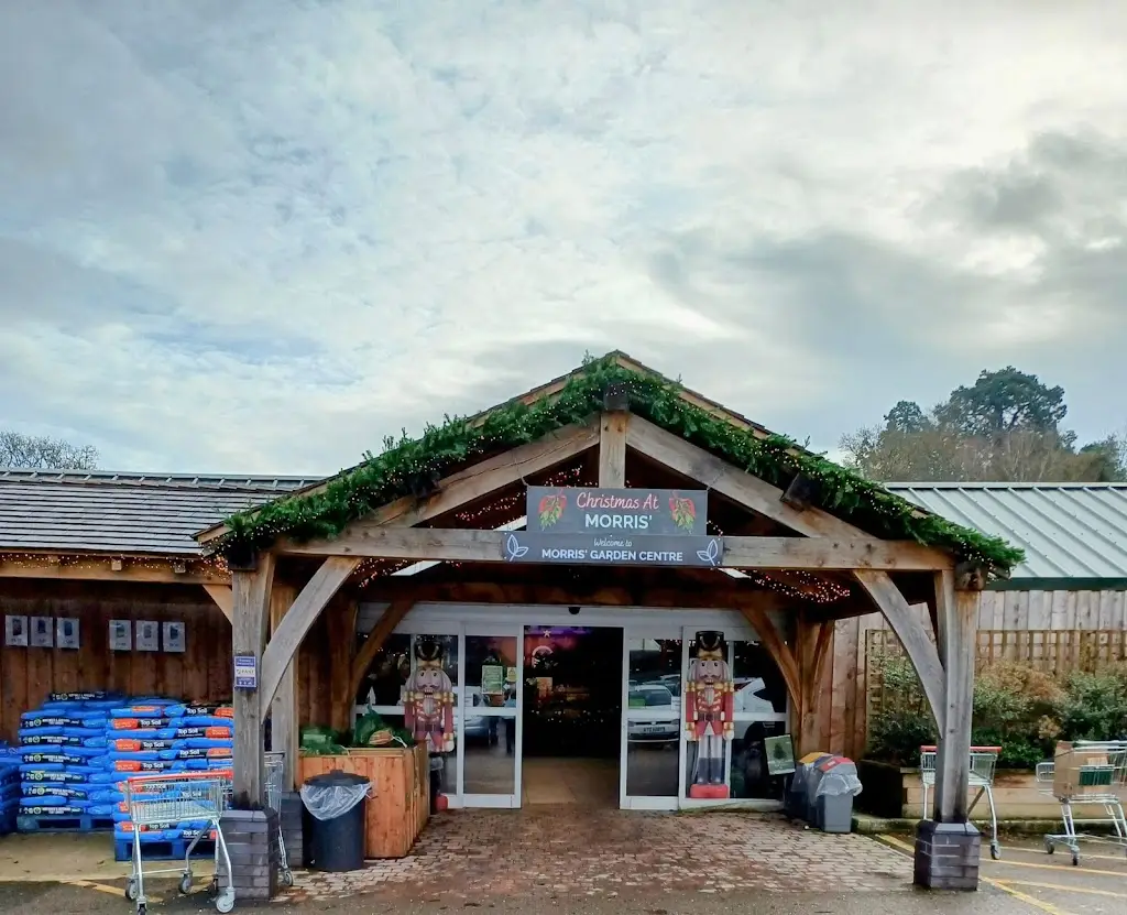 Morris' of Usk_Usk_slider_image_3
