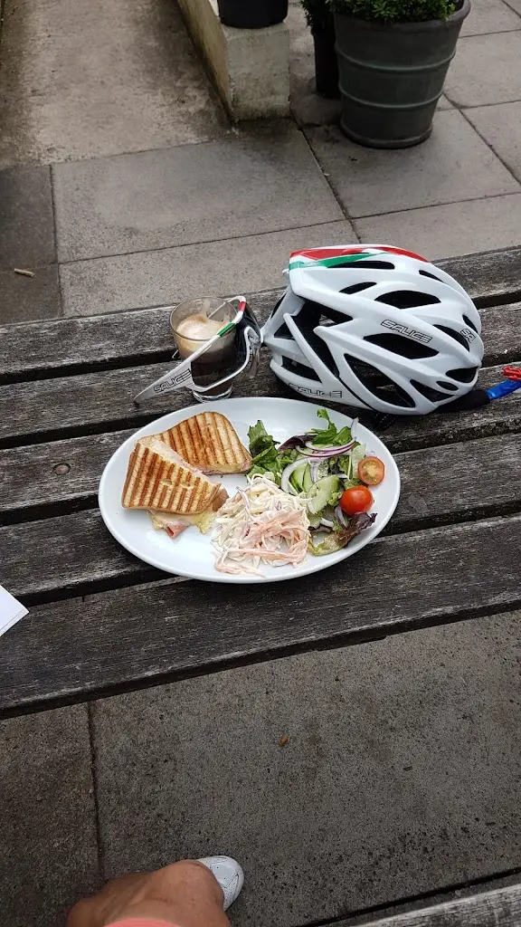 Menu_Morris's Cafe and Restaurant_Usk_image_3