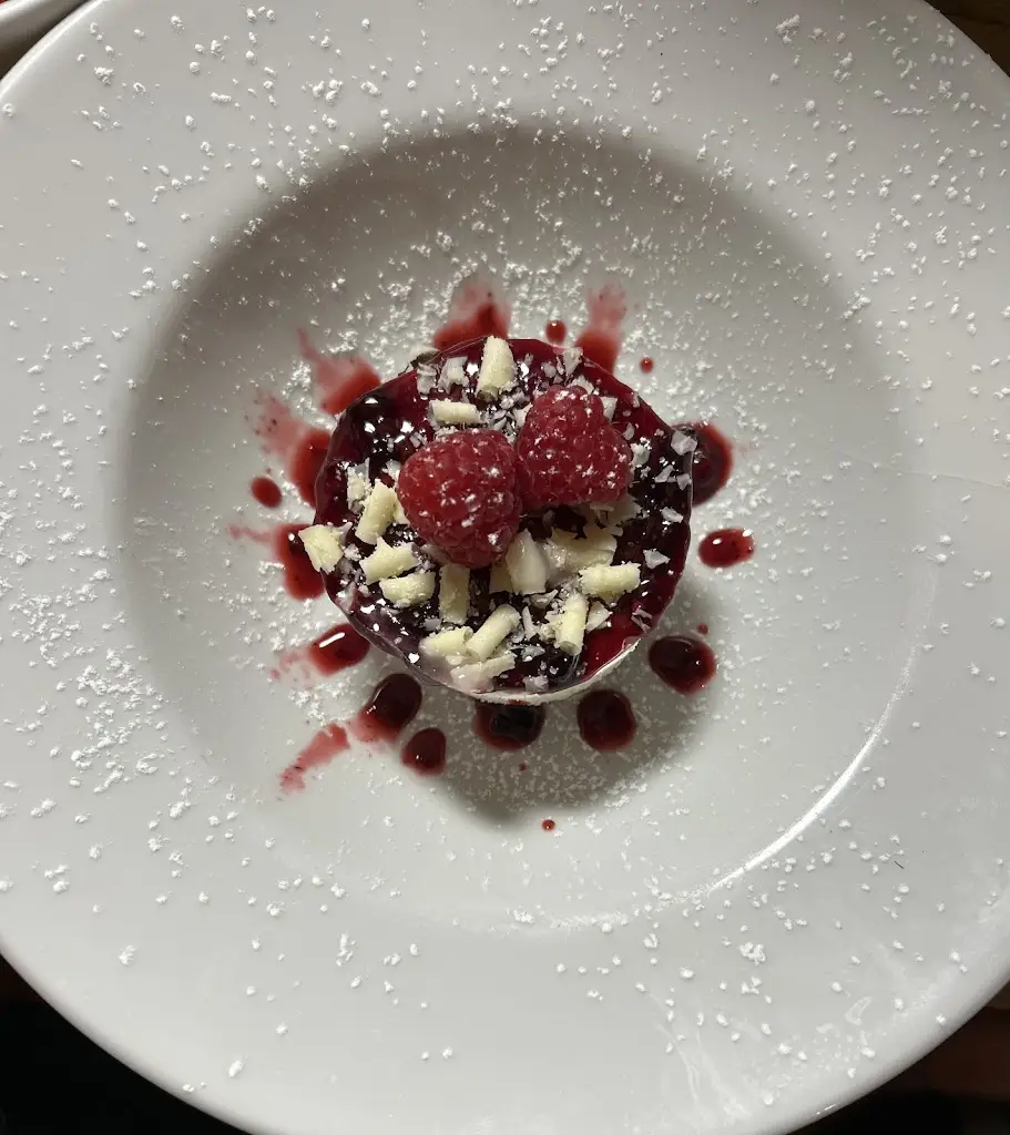 Isabella's_Porthcawl_slider_image_3