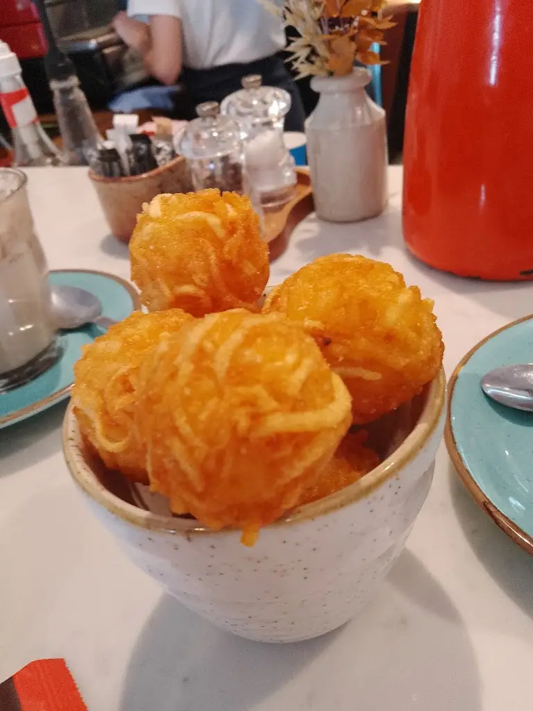 Lissy Howdle_Robinsons Cafe_Bishopthorpe_review