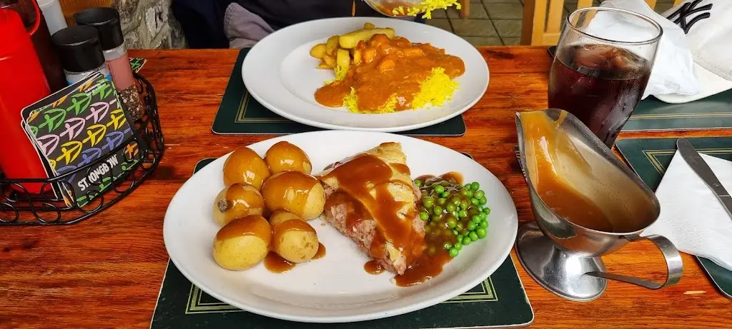 Paul Witts_Royal Oak_Porthcawl_review