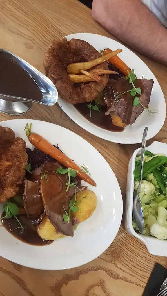 Ner Jo_The Rock Inn_Porthcawl_review