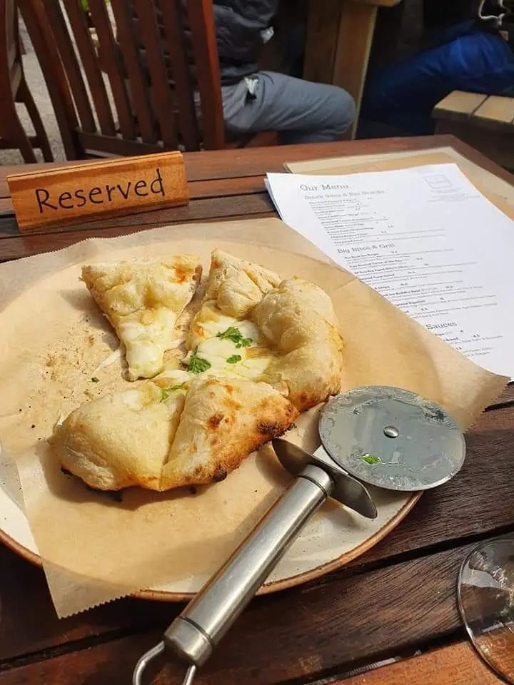 Andrew Thomas_The Rock Inn_Porthcawl_review