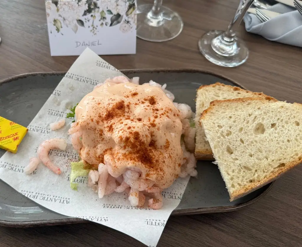 Janet Robinson_Atlantic Hotel_Porthcawl_review