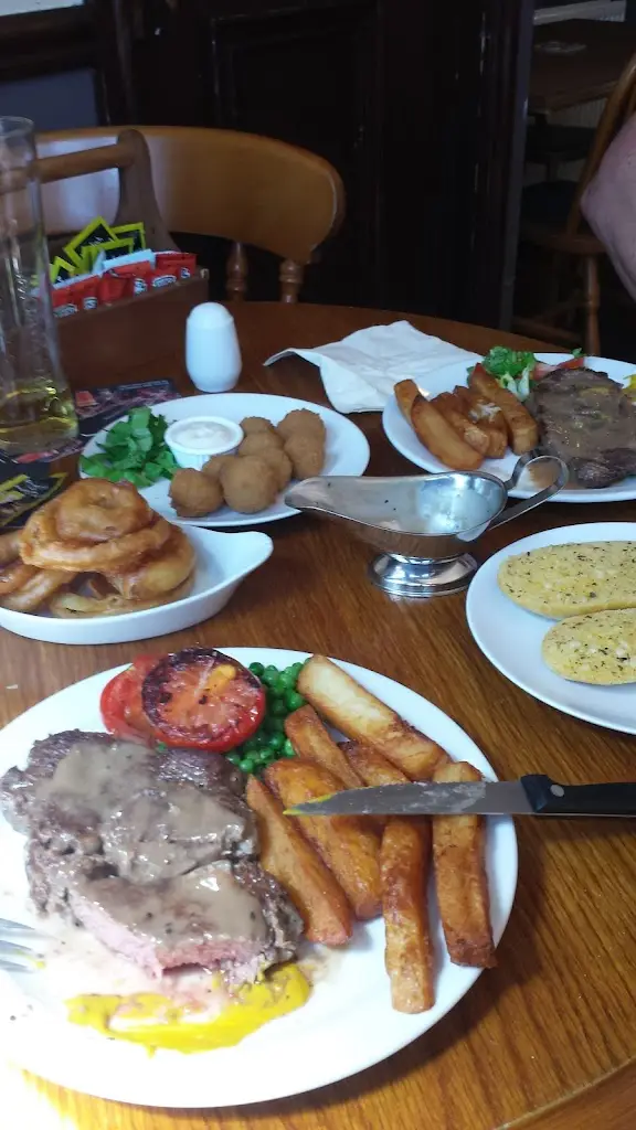 Prince Of Wales_Porthcawl_slider_image_3