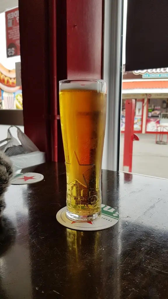 The Beachcomber_Porthcawl_slider_image_3