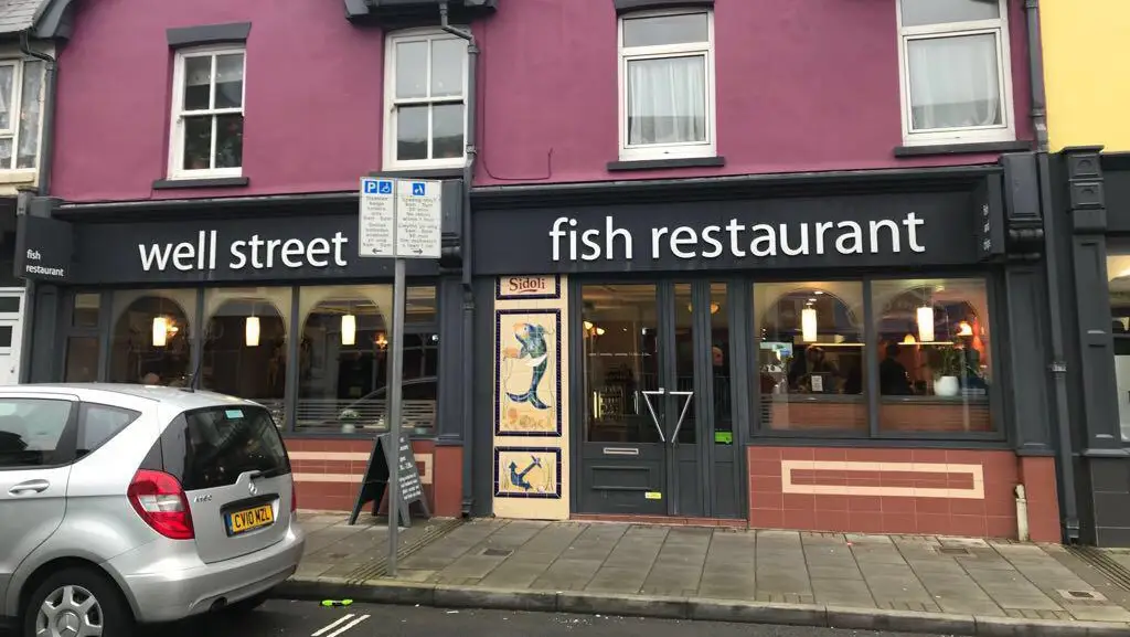 Finnegans Fish & Chip Restaurant and Takeaway_Porthcawl_slider_image_1