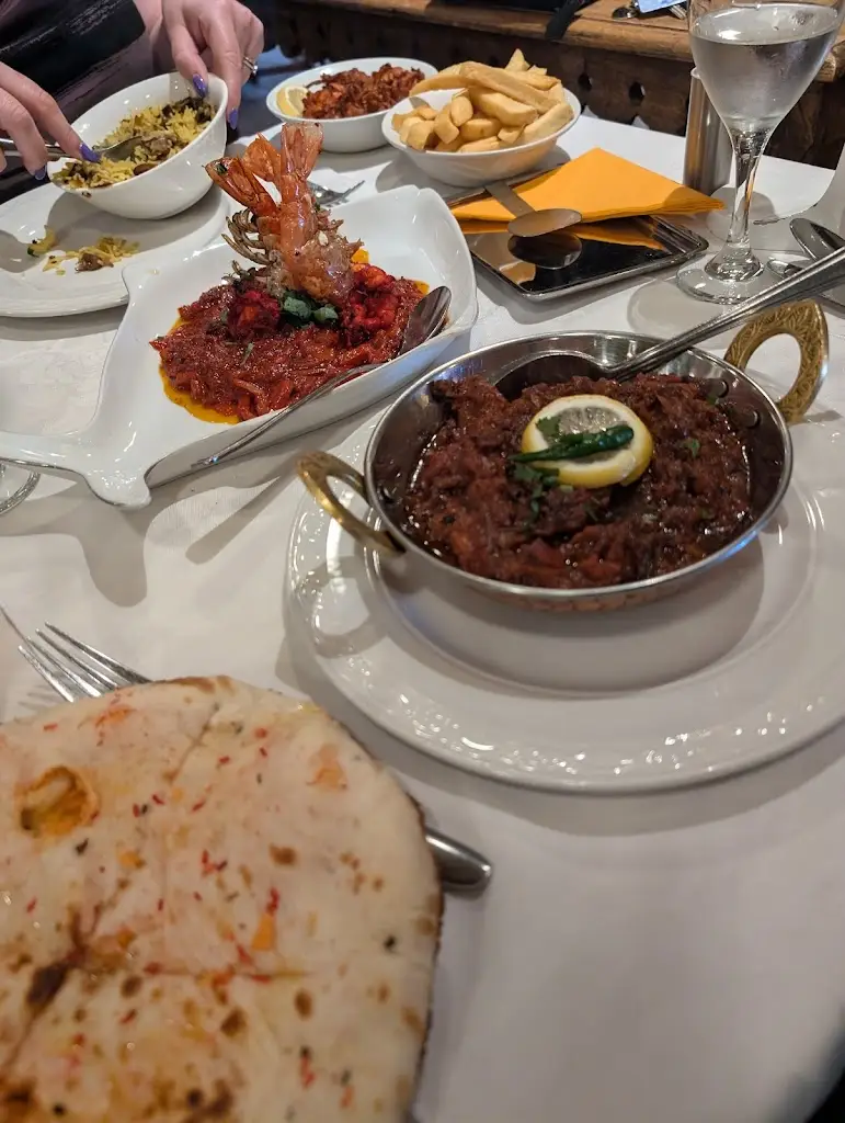 Le Raj Indian Restaurant_Porthcawl_slider_image_3