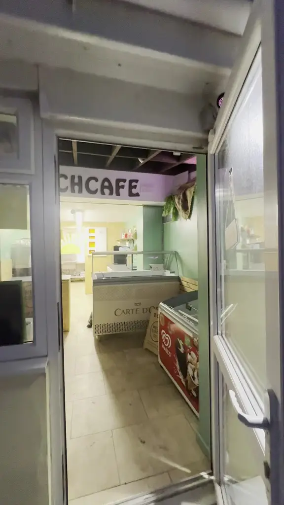 Beach Cafe_Porthcawl_slider_image_2