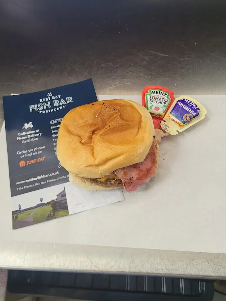 Rest Bay Fish Bar_Porthcawl_slider_image_3