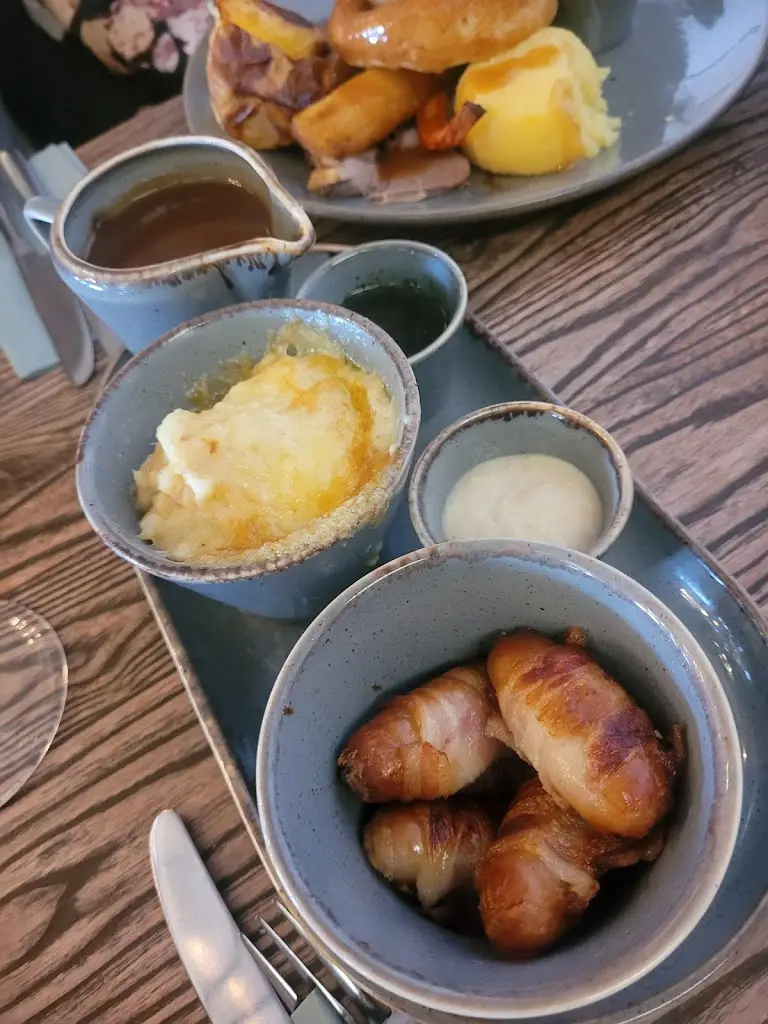 X_ANNALISE_X XXX_The Olive Tree_Porthcawl_review