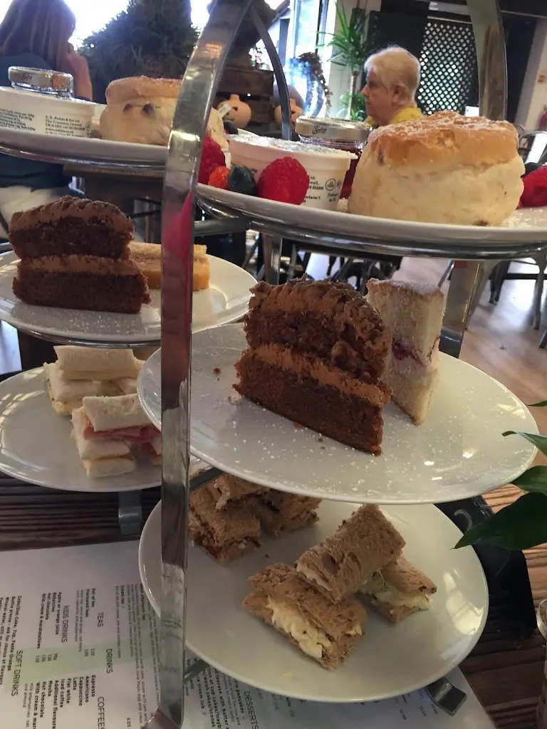 John Flint_The Olive Tree_Porthcawl_review