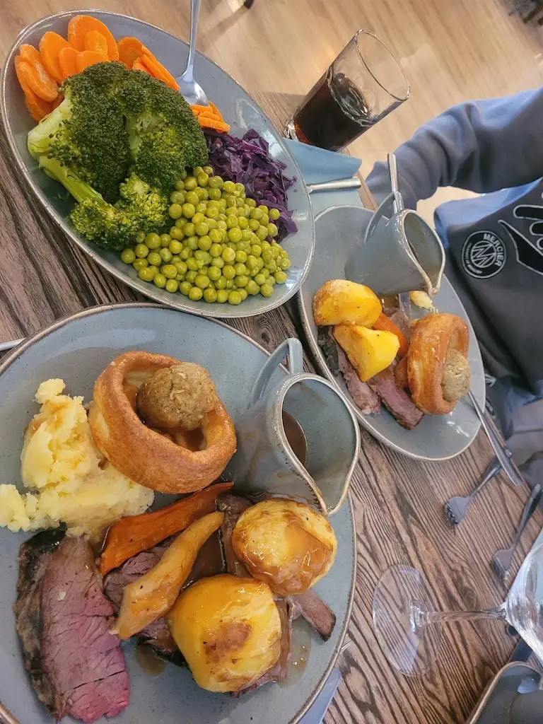 The Olive Tree_Porthcawl_slider_image_2