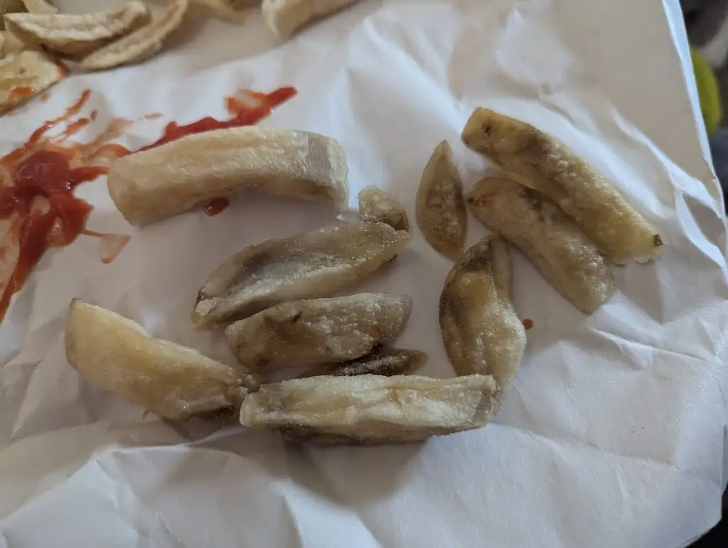 Daryl_Fish & Chippery at Trecco Bay_Porthcawl_review