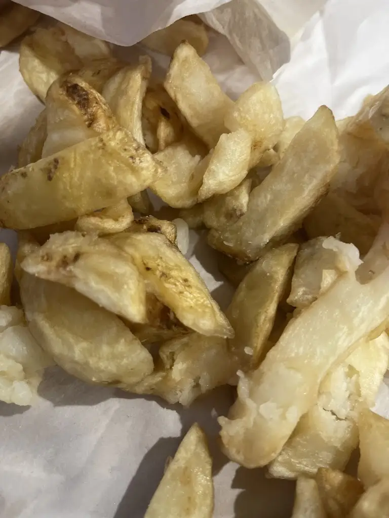 marc D_Fish & Chippery at Trecco Bay_Porthcawl_review