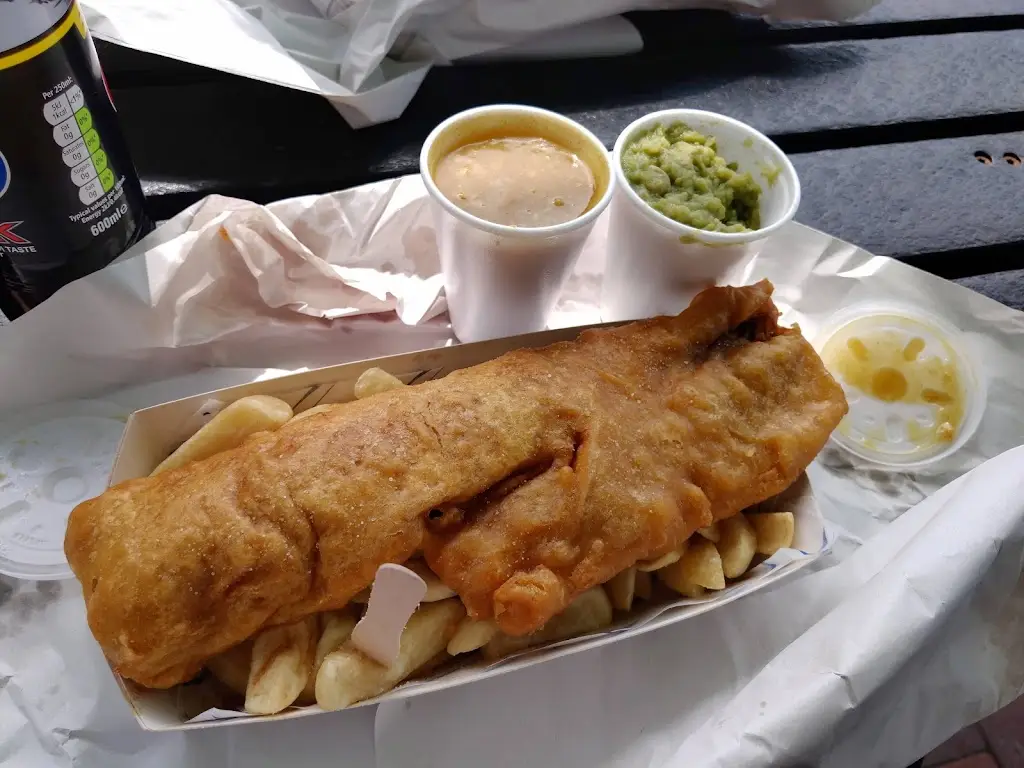 Fish & Chippery at Trecco Bay_Porthcawl_slider_image_3