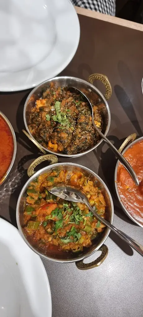 Village Spice_Bishopthorpe_slider_image_3