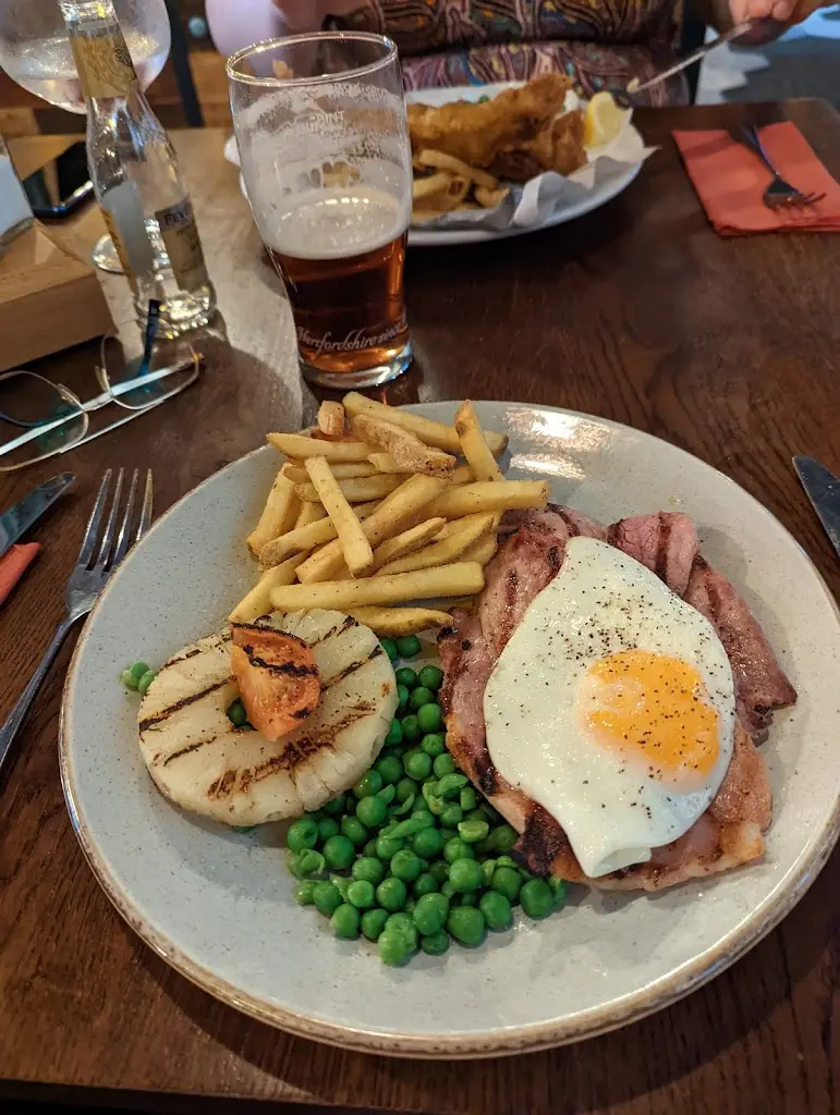 Menu_Prince Louis_Black Notley_image_2