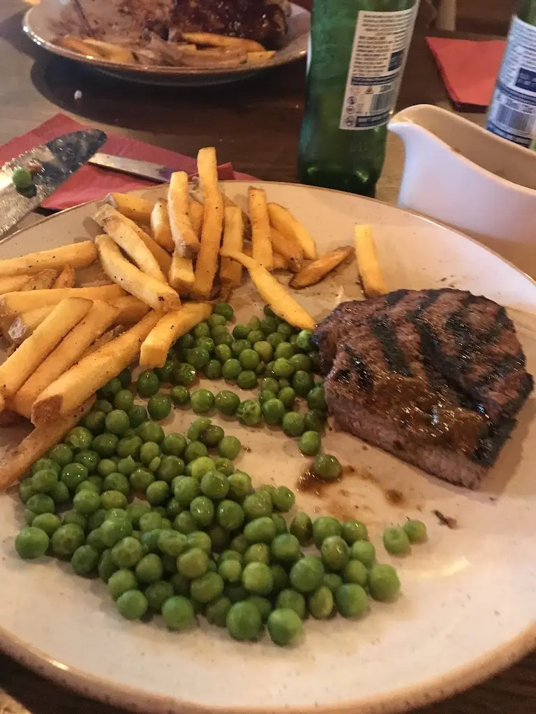 June Hitchings_Prince Louis_Black Notley_review