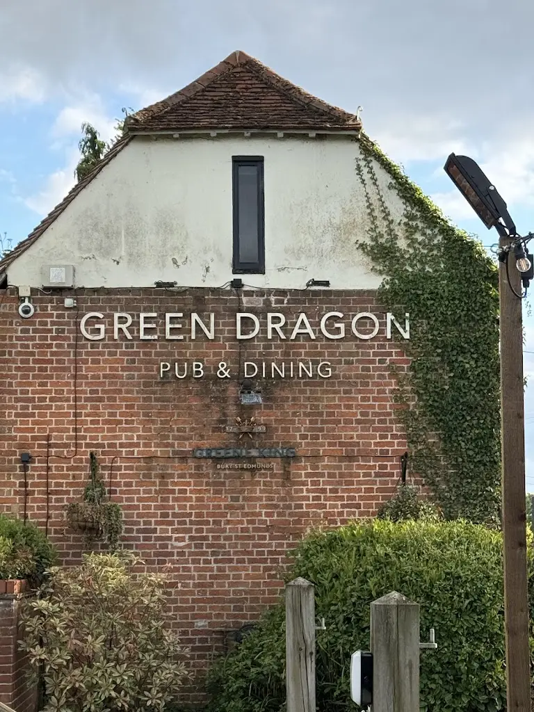 Kathryn Hall_Green Dragon_Black Notley_review