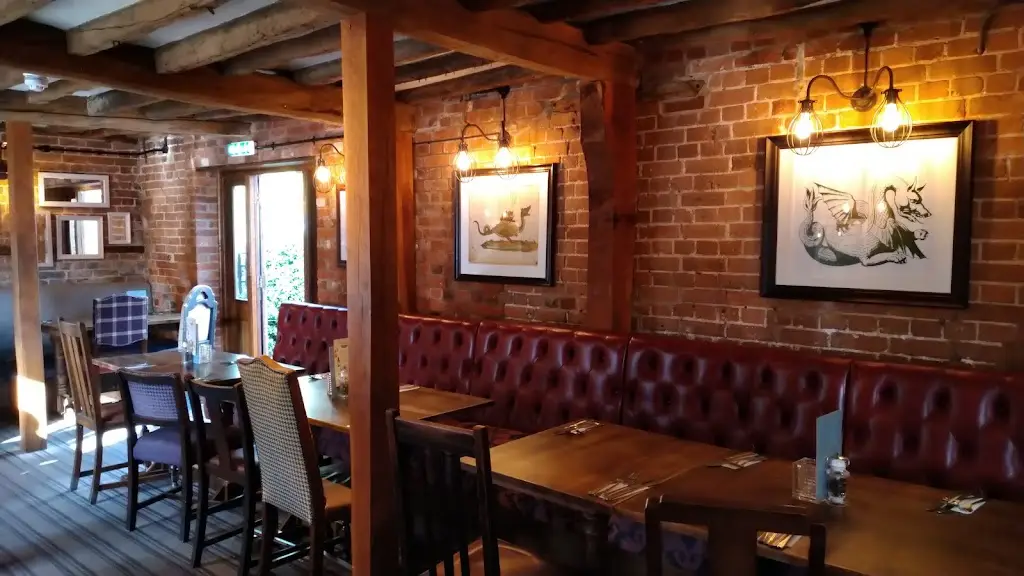 heather nicklinson_Green Dragon_Black Notley_review