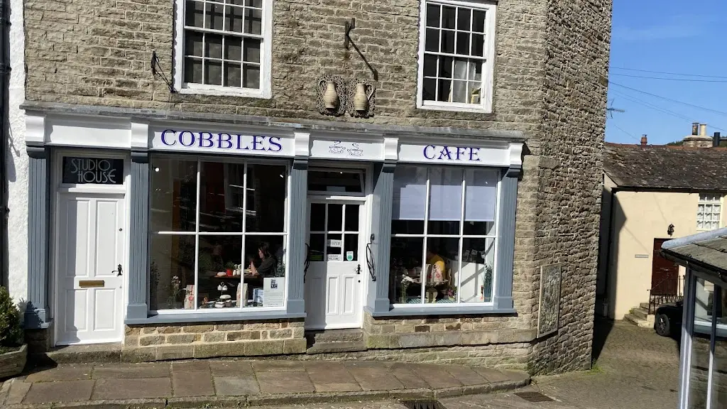 Derek Henderson_Cobbles Cafe_Alston_review